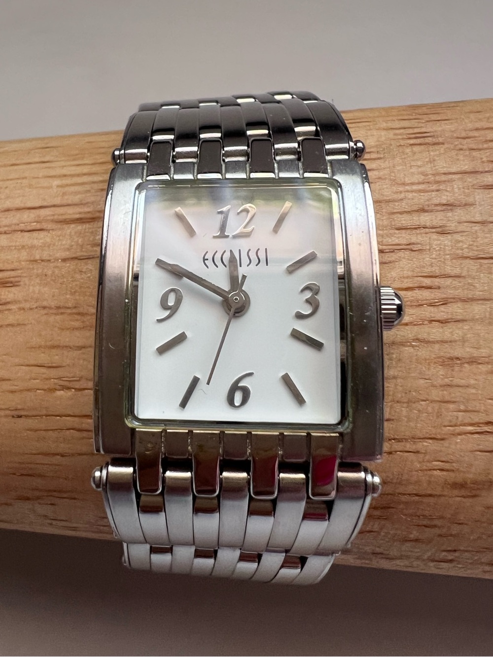 Ecclissi Women’s Stainless Steel Stretch Band Watch NWOT